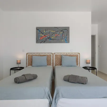 Peace House * Lourinhã