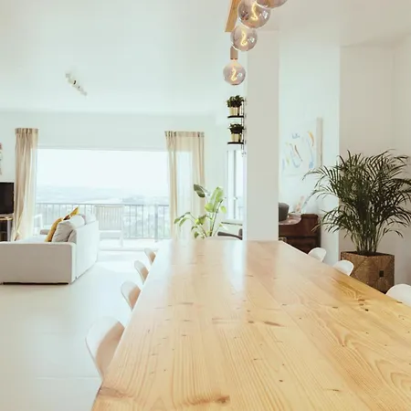 Вилла Breeze Retreat *
