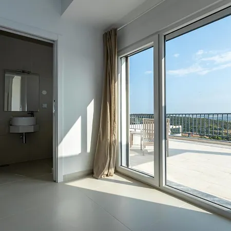 Breeze Retreat Вилла