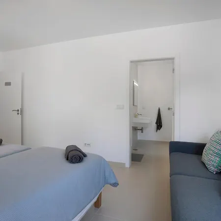 Breeze Retreat Лориньян